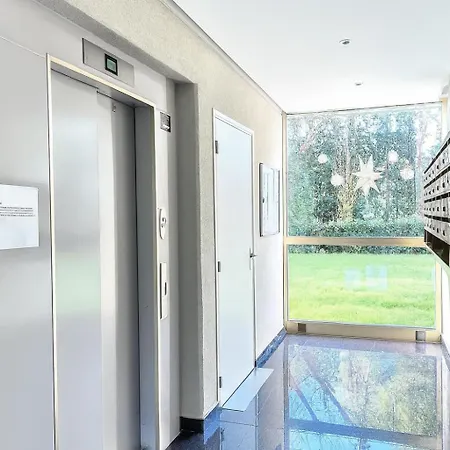 公寓 Cosy Avec Piscine - Cannes Marina *